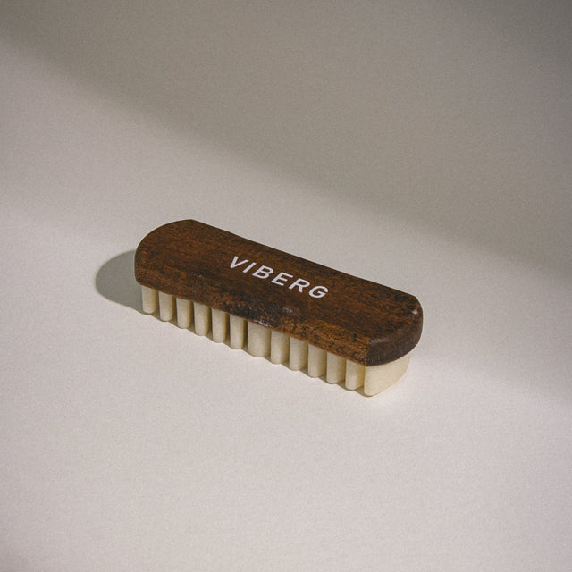 Silicone Suede Brush - VIBERG